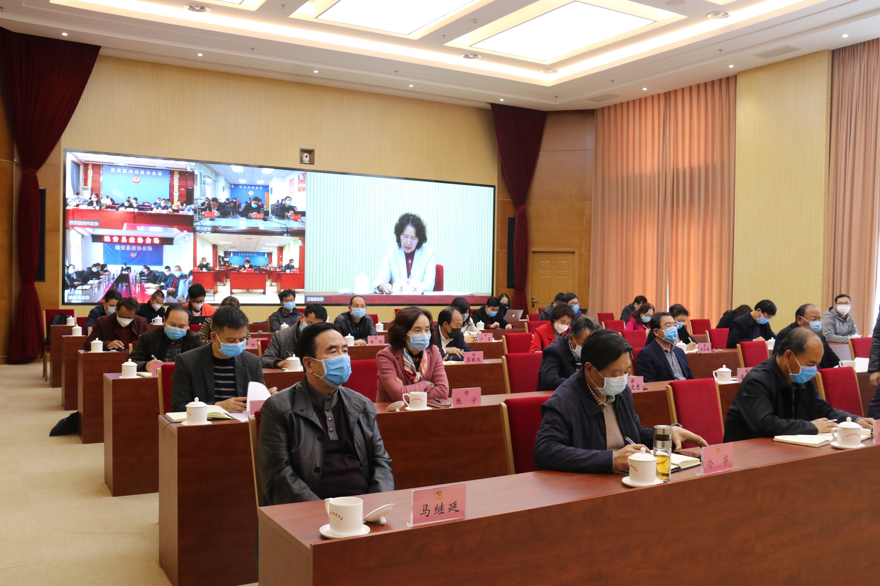 1583405773067048576.jpg 6622.jpg