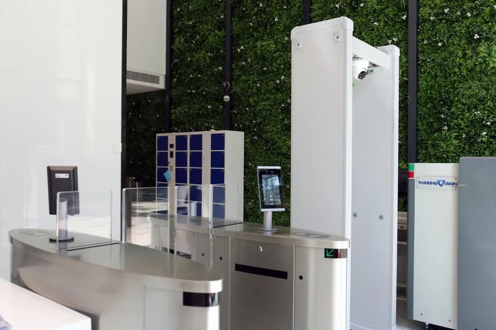 1603087170219008193.jpg 1603087170219008193.jpg