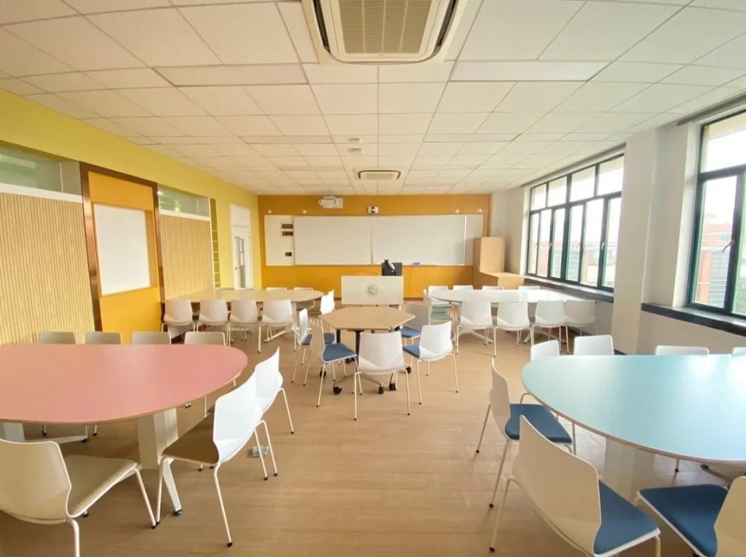 1634188914948032105.jpg 1634188914948032105.jpg