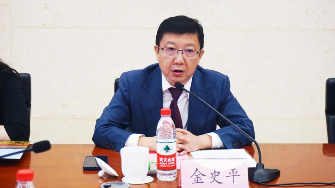 1700021447343081935.jpg 1700021447343081935.jpg